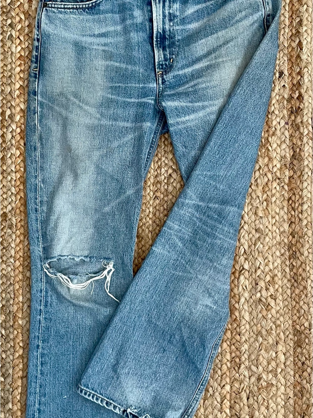 Citizens Of Humanity Medium Light Blue Bootcut Jeans with Knee Rip